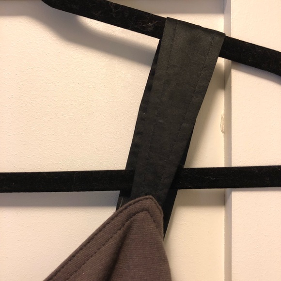 Urban Outfitters Fitted Dress with Back Cut Out - Picture 3 of 4